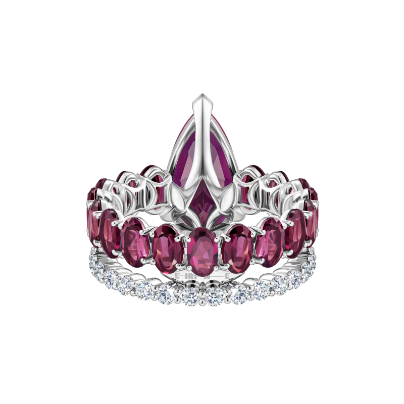 Кольцо с родолитами и бриллиантами