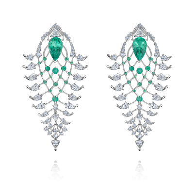 E31-FD-003-6 Серьги (750) (2 Бр Т-52 0,310Ct 3/4А ,8 Бр Г-56 0,660Ct 2/3А ,2 Бр Г-56 0,120Ct 2/3А ,7 Бр Груша 0,700Ct 3/5А ,5 Б) ШК: 2000000027470